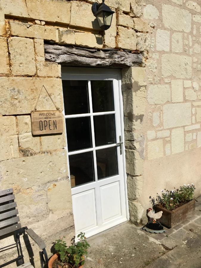 Studio La Grange Fontevrault-l'Abbaye Exterior foto